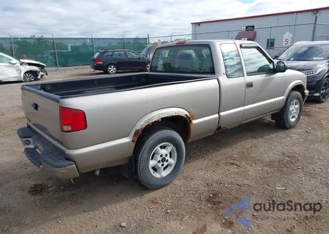 1998 Chevrolet S-10 Ls z USA, uszkodzony, nr VIN 1GCDT19X9WK199108